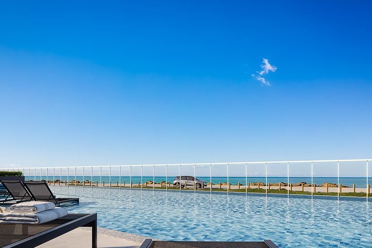 12_R_BNG_DECK_PISCINAS_WEB